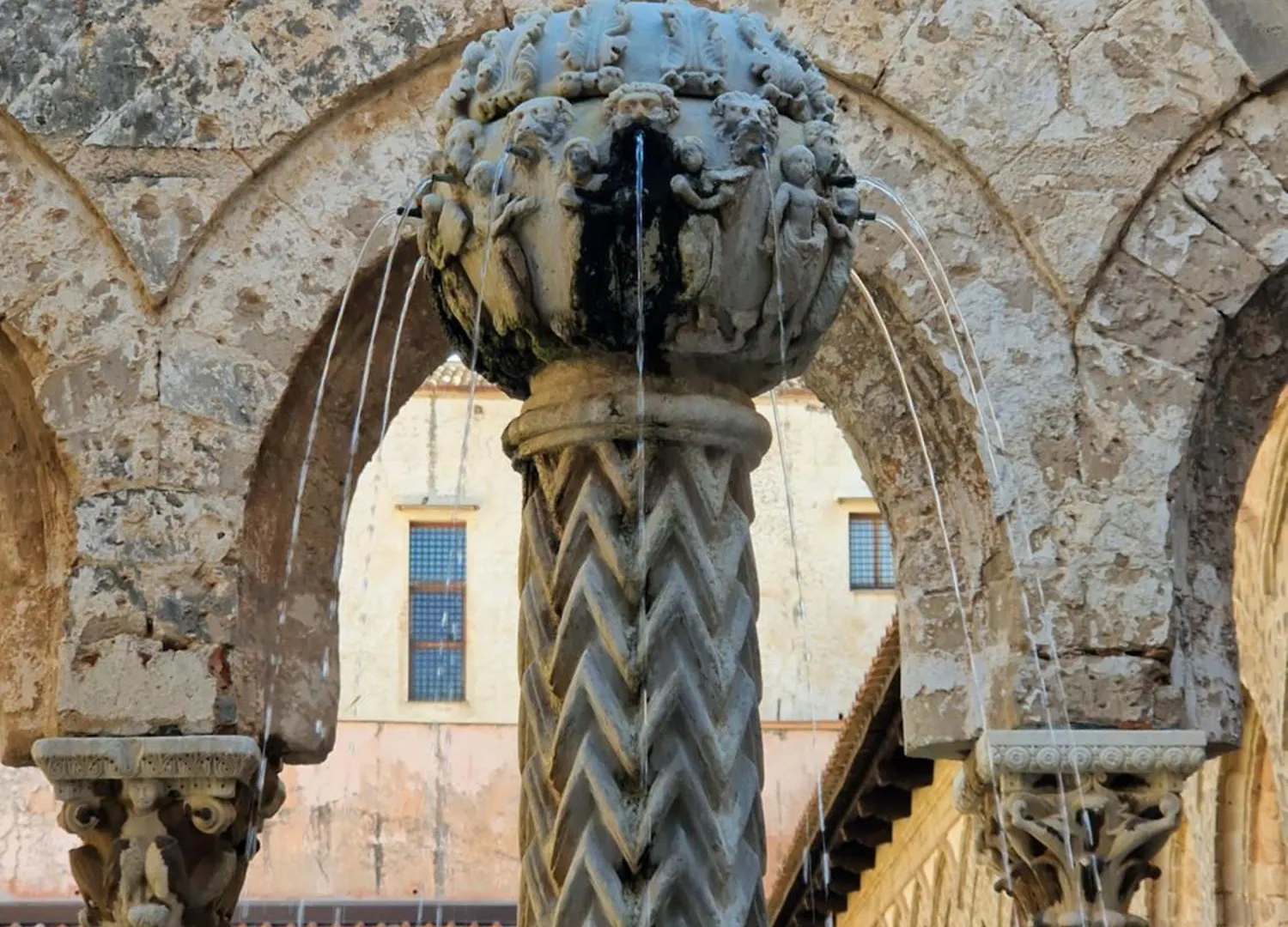 לינה וארוחת בוקר מונריאלה Casa Normanna